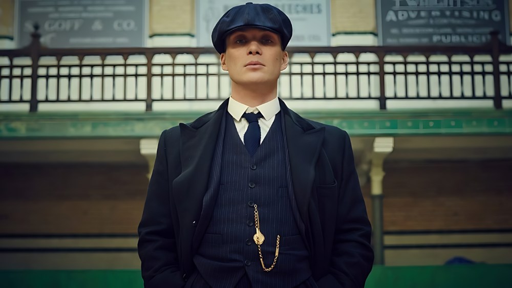 Discover how to dress like the Peaky Blinders outfit with our ultimate guide. From iconic flat caps to tailored suits, find out how to nail that classic 1920s gangster look.