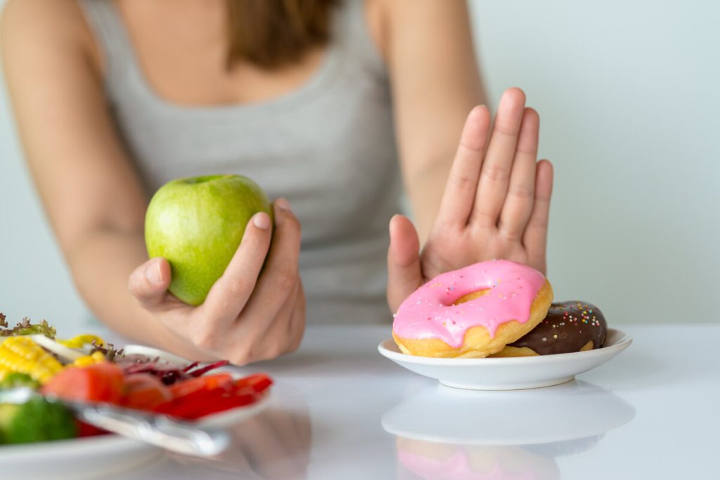 Discover the ins and outs of the Eats Stop Eat Fasting method, including all the details, food options, and schedules to help you succeed. Learn how to incorporate fasting into your lifestyle for better health and weight management.